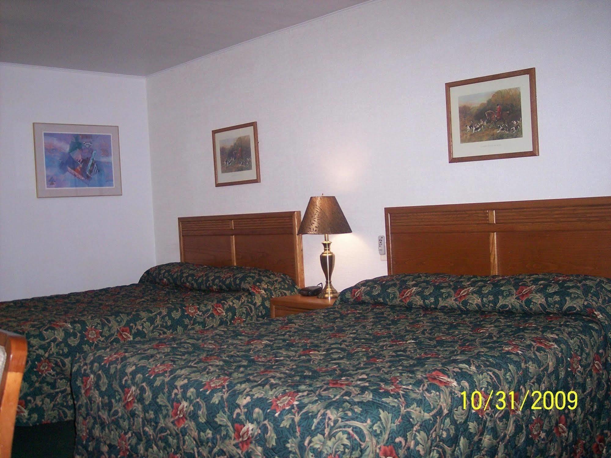 Grand View Motel Beaver Dam Exteriör bild